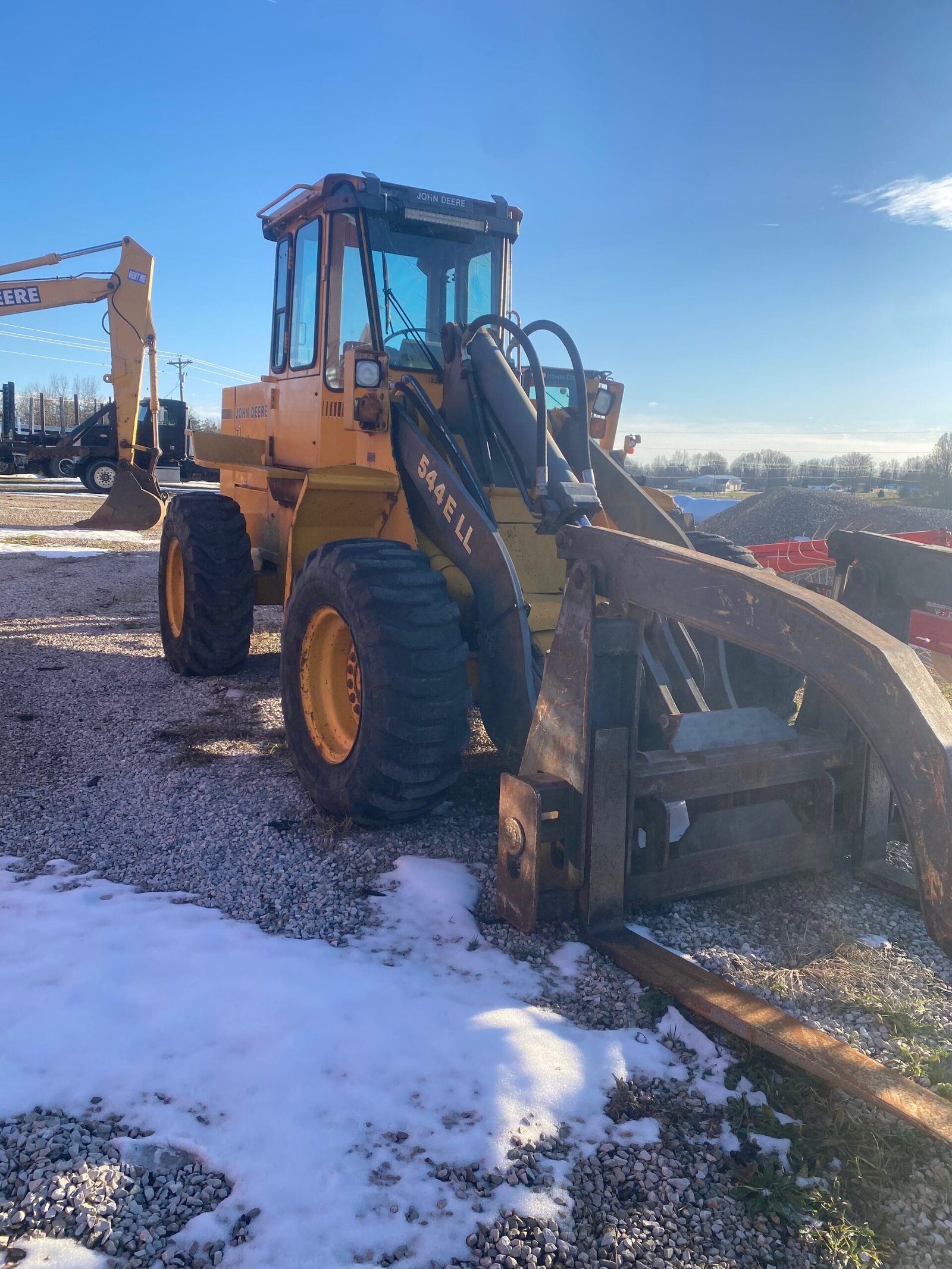 Deere 544E Log Loader
