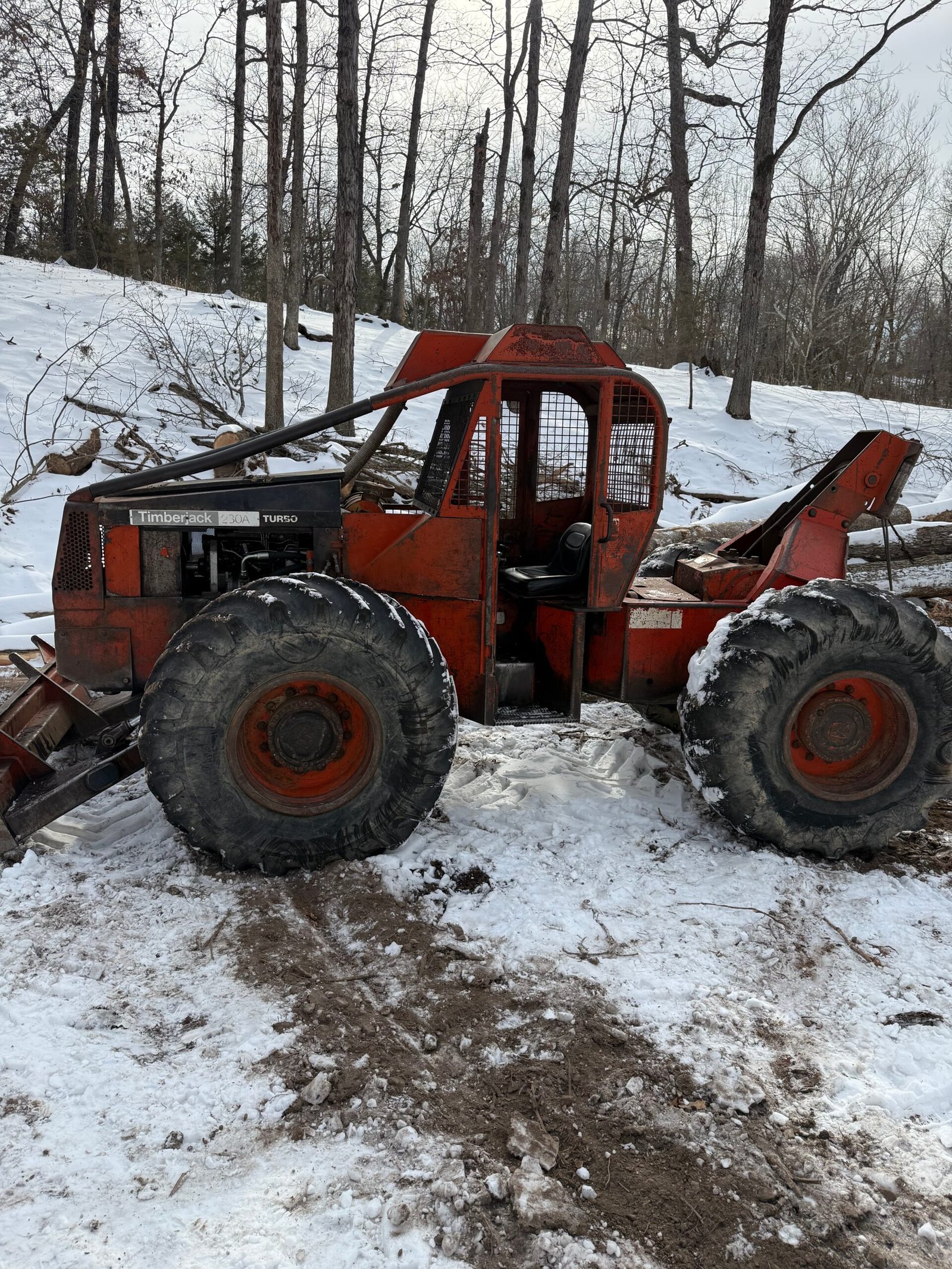 Timberjack 230A