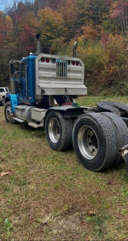 2005 International Eagle 9900