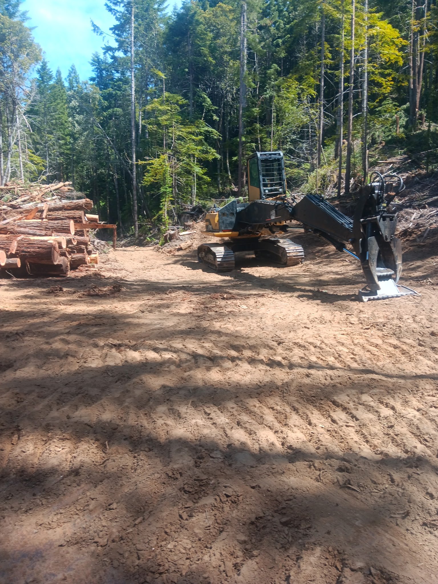 Cat 322 tracked loader