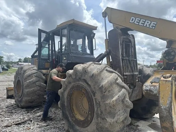 Deere 648G3