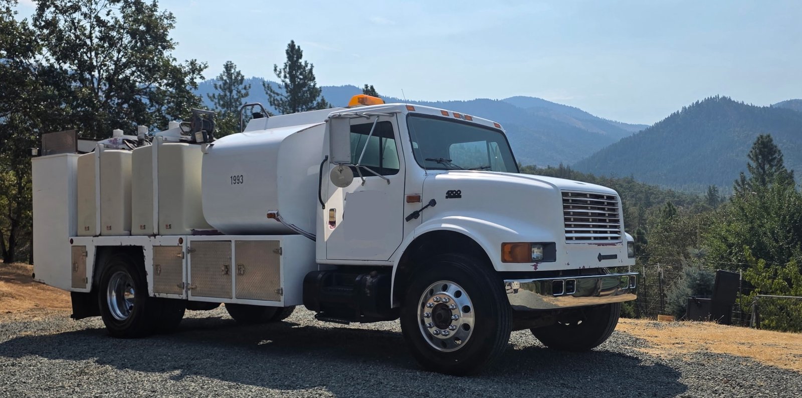International Lube Truck