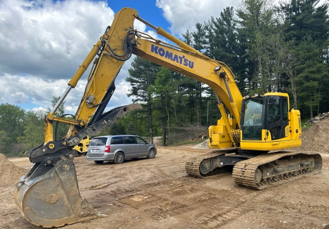 Komatsu PC238US LC-11