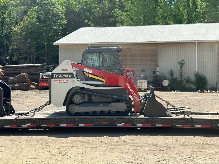 Takeuchi TL12R2