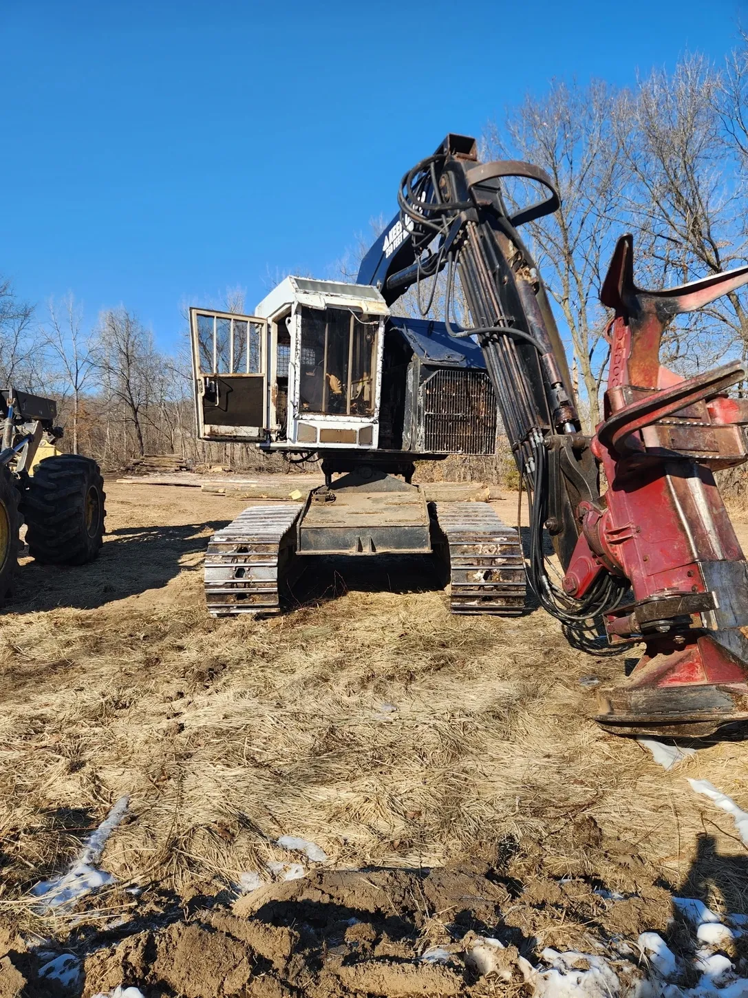 Timbco T425C Tracked Feller Buncher