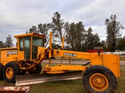 Deere 770CH Grader