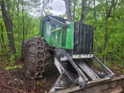 Deere 648H