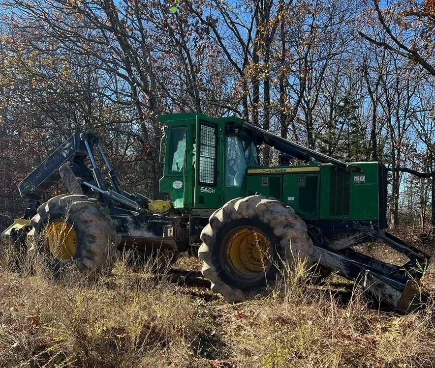 John Deere 648H